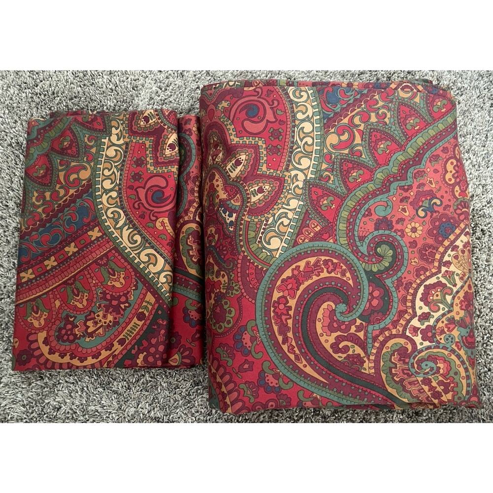 Pottery Barn Paisley Duvet Cover in Red, Gold, Green